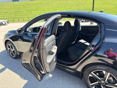 Certified 2025 Nissan Sentra SV w/ All-Weather Package FWD image 17