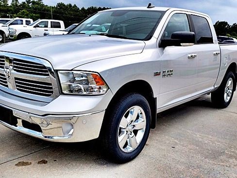 Used 2018 RAM 1500 Big Horn image 5