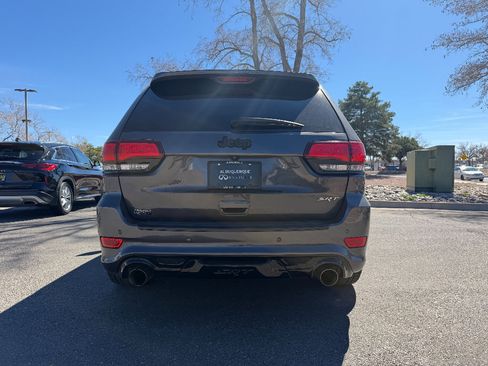 Used 2016 Jeep Grand Cherokee SRT image 8