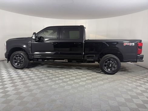 Certified 2024 Ford F350 Lariat w/ Sport Appearance Package image 4