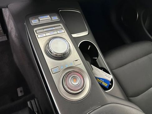 Used 2025 Genesis GV70 2.5T image 20