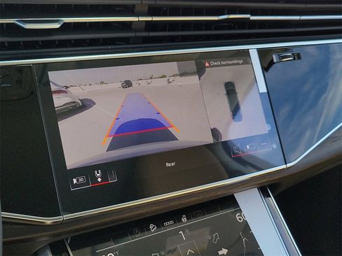 New 2026 Audi Q7 2.0T Premium image 13