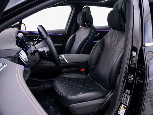Certified 2023 Mercedes-Benz EQS 580 4MATIC SUV image 17
