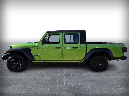 New 2026 Jeep Gladiator Sport image 3