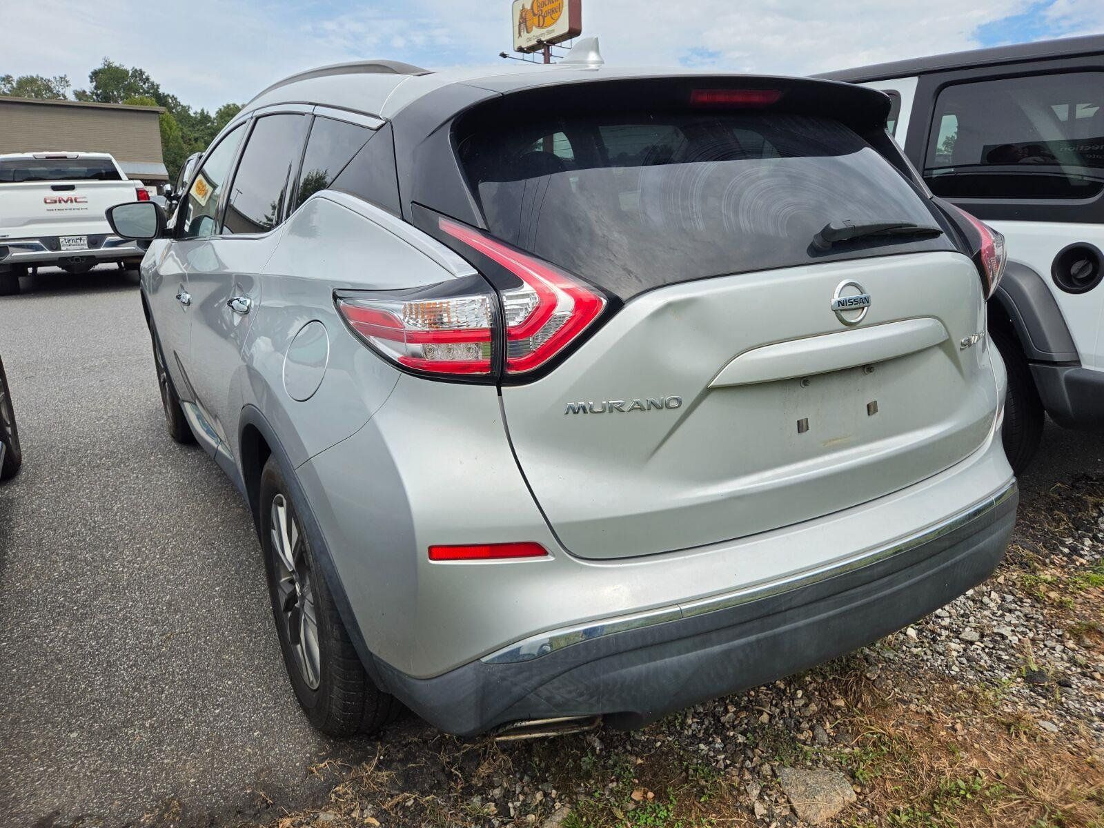 Used 2018 Nissan Murano SV AWD/4WD image 7