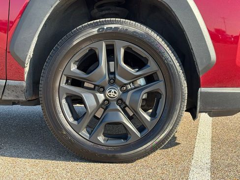 Used 2024 Toyota RAV4 Adventure image 8