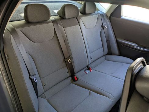 Used 2025 Kia K4 FWD image 27