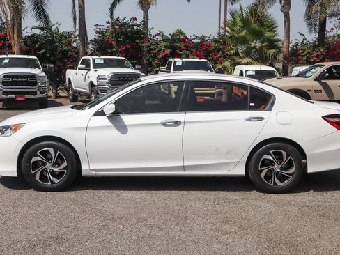 Used 2017 Honda Accord LX image 5
