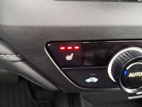 Certified 2024 Honda Accord EX image 27