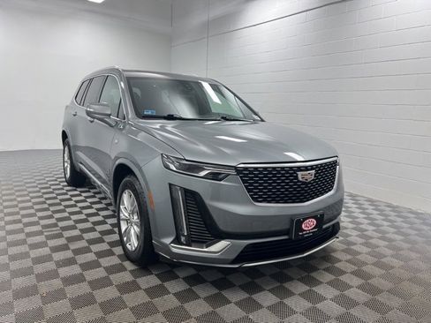 Used 2023 Cadillac XT6 Luxury image 1