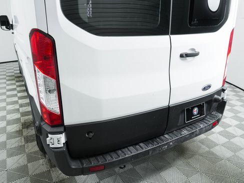 Used 2019 Ford Transit 250 148 Medium Roof image 8