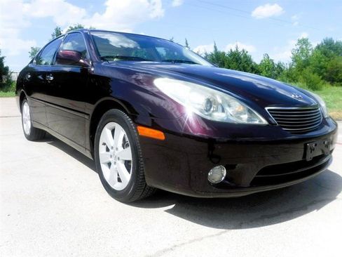 Used 2005 Lexus ES 330 FWD image 3