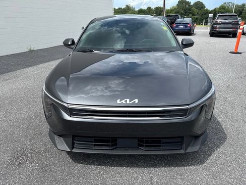 Used 2025 Kia K4 FWD image 2