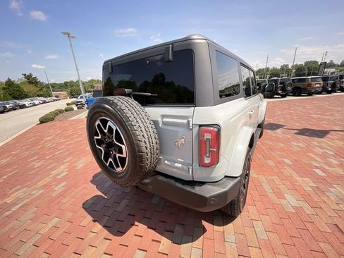 Used 2024 Ford Bronco Outer Banks AWD/4WD image 35