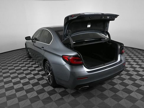 Used 2022 BMW 540i w/ Premium Package image 30