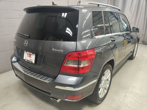 Used 2011 Mercedes-Benz GLK 350 4MATIC image 2