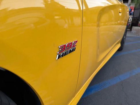 Used 2018 Dodge Charger R/T Scat Pack RWD image 6