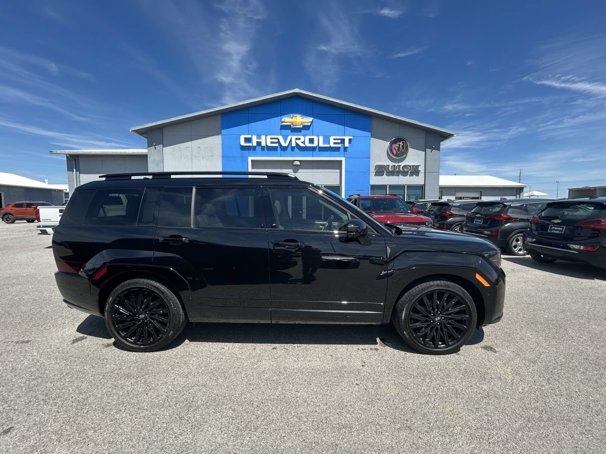 Used 2024 Hyundai Santa Fe Calligraphy FWD image 3