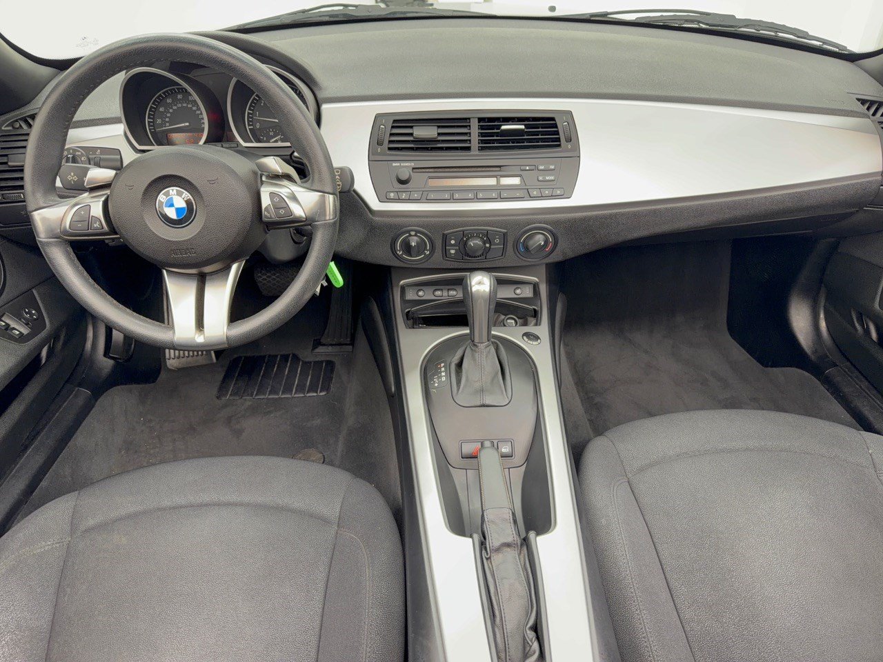 Used 2007 BMW Z4 3.0i RWD image 17