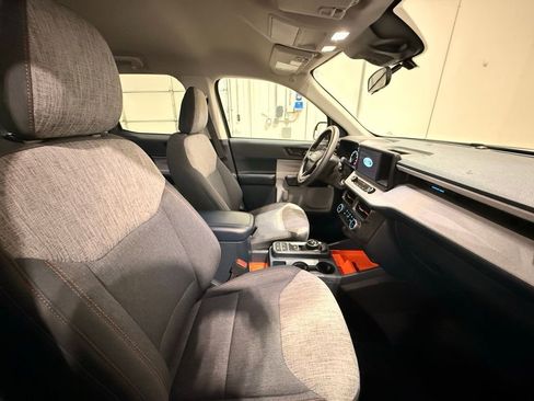 Used 2023 Ford Maverick XLT image 25