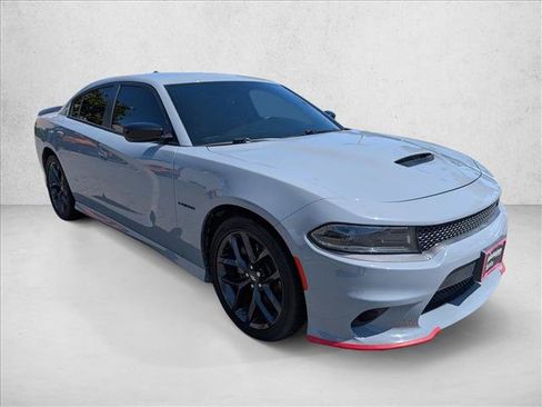 Used 2022 Dodge Charger R/T w/ Blacktop Package RWD image 3