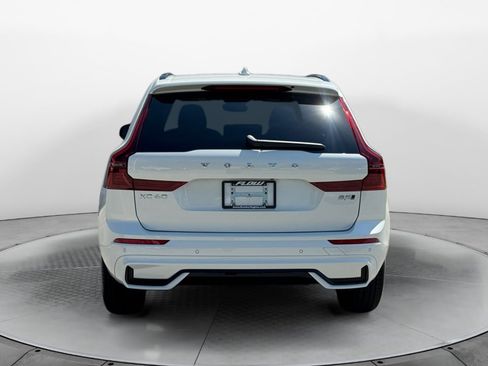 New 2026 Volvo XC60 B5 Core w/ Climate Package image 6