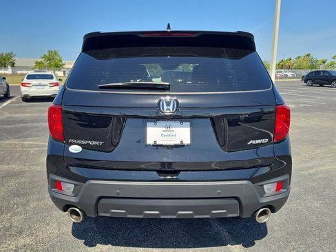 Used 2025 Honda Passport EX-L image 5