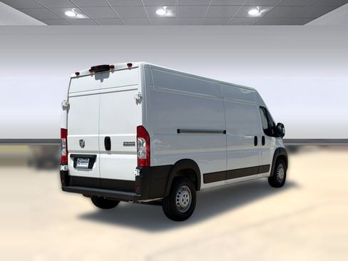 Used 2025 RAM ProMaster 2500 w/ Convenience Group FWD image 9
