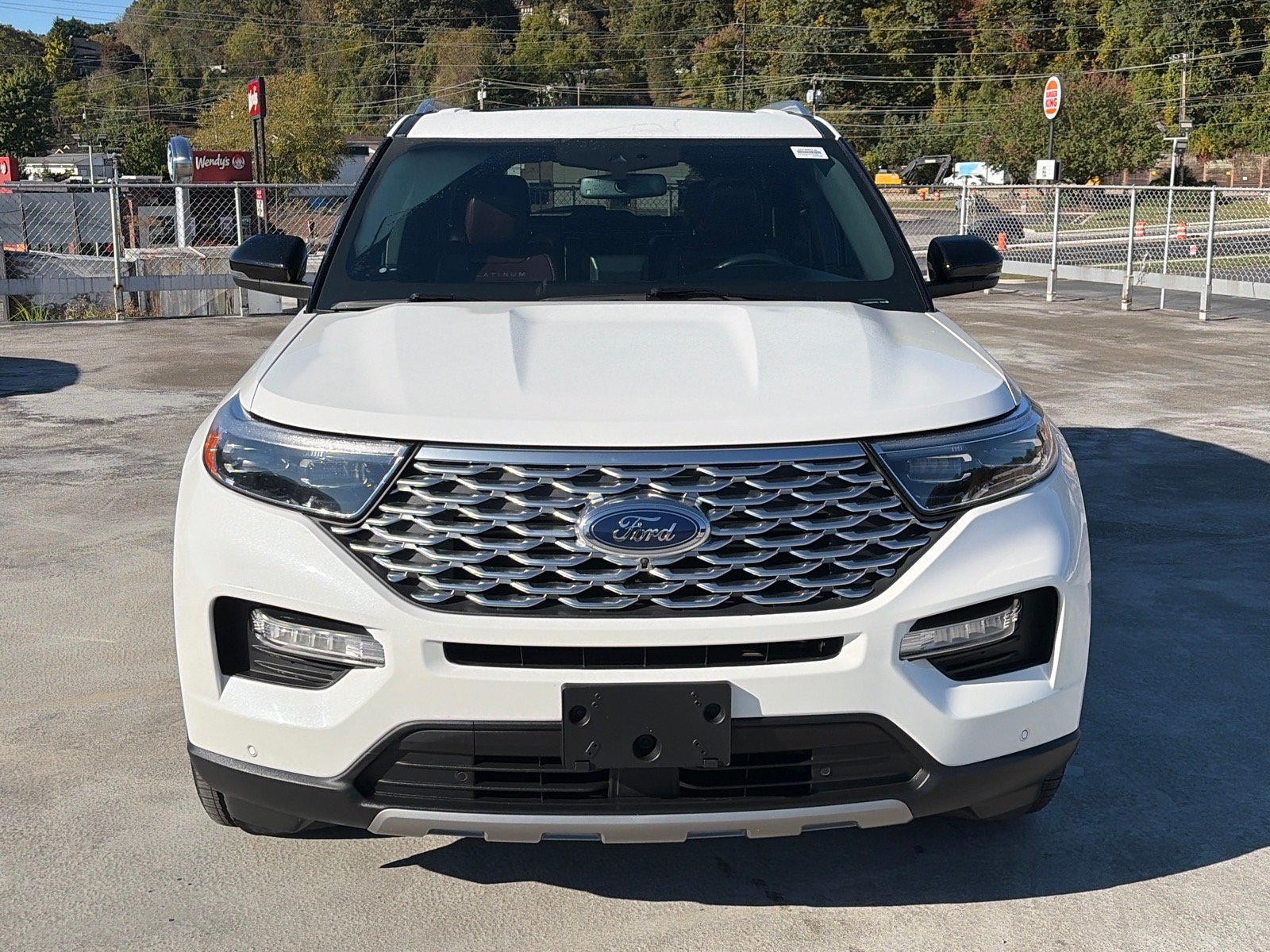 Certified 2022 Ford Explorer Platinum w/ Equipment Group 601A AWD/4WD image 5