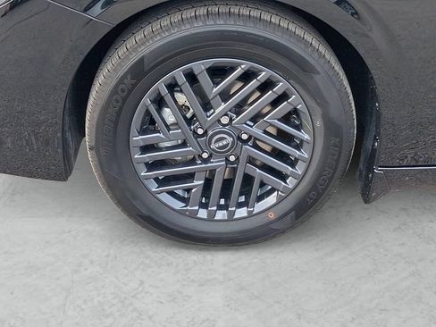 New 2027 Nissan Sentra SV FWD image 24