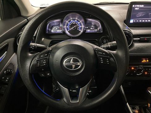 Used 2016 Scion iA image 17