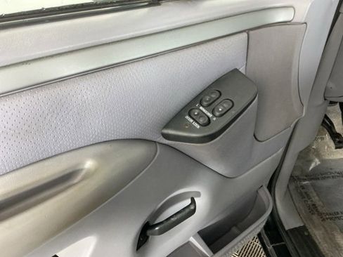 Used 1994 Ford F150 XL image 11