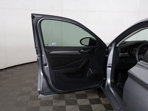 Used 2020 Volkswagen Jetta S w/ Driver Assistance Package image 15