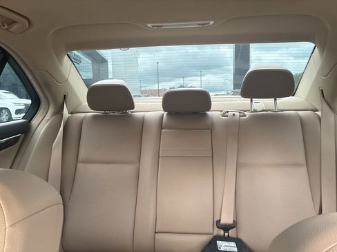 Used 2013 Mercedes-Benz C 300 4MATIC Sedan image 22