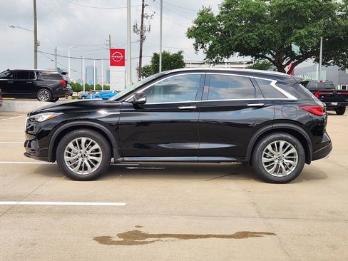 Used 2023 INFINITI QX50 Luxe AWD/4WD image 4