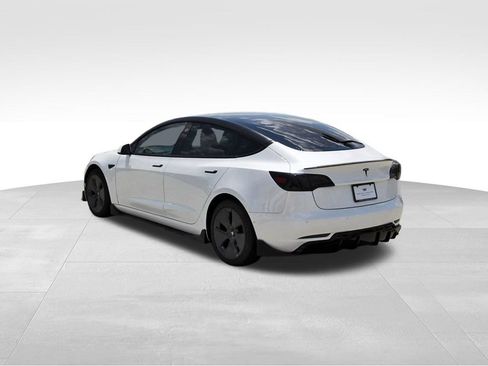 Used 2021 Tesla Model 3 Long Range AWD/4WD image 3
