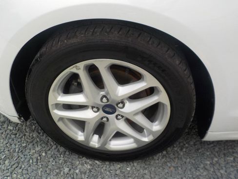 Used 2016 Ford Fusion SE w/ Equipment Group 202A FWD image 36