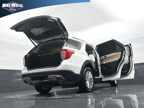 Used 2022 Ford Explorer Limited w/ Limited Technology Package image 29