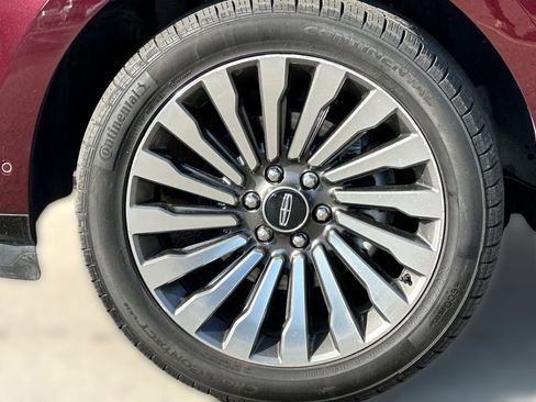 Used 2019 Lincoln Navigator L Reserve w/ Cargo Package image 12