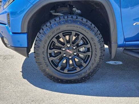 Used 2023 GMC Sierra 1500 AT4X AWD/4WD image 13