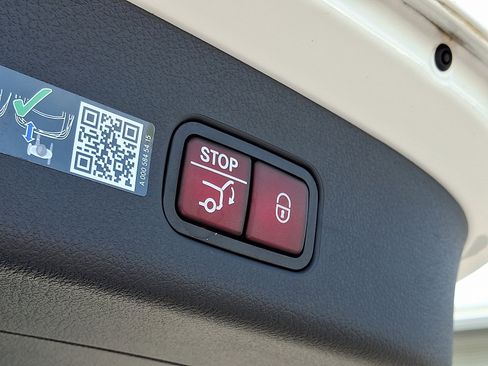 Certified 2026 Mercedes-Benz GLC 300 4MATIC image 29