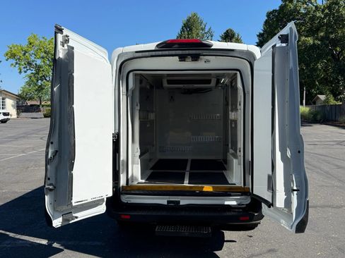 Used 2020 Ford Transit 250 Medium Roof AWD w/ Load Area Protection Package image 23