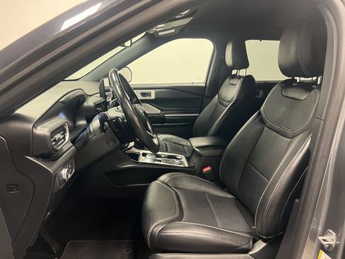 Used 2021 Ford Explorer ST w/ Equipment Group 401A image 14
