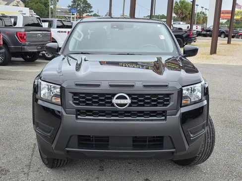 Used 2025 Nissan Frontier S RWD image 3