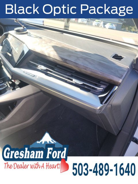 Used 2024 Audi Q4 e-tron Premium AWD/4WD image 12