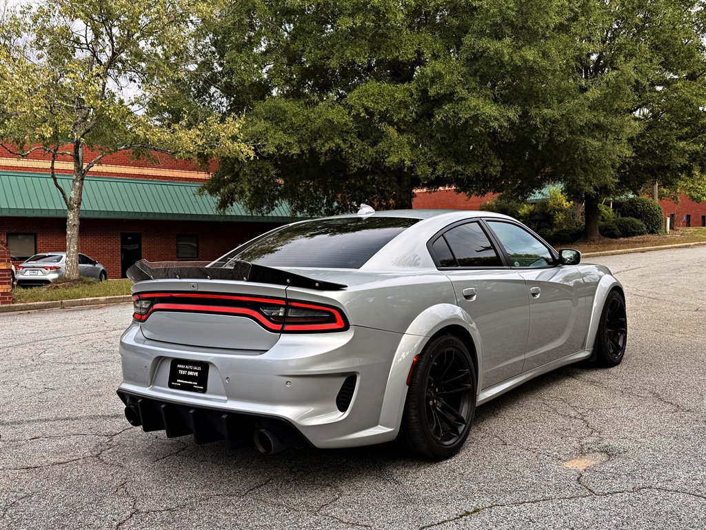 Used 2021 Dodge Charger Scat Pack RWD image 5