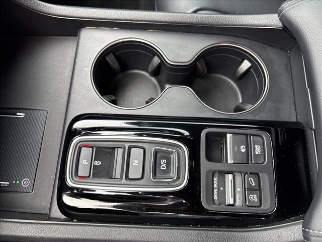 Used 2025 Honda Pilot EX-L image 17
