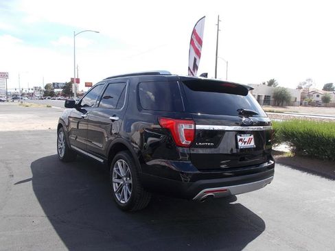 Used 2017 Ford Explorer Limited image 5