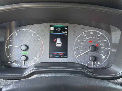 Used 2025 Toyota Corolla Cross AWD Hybrid image 19