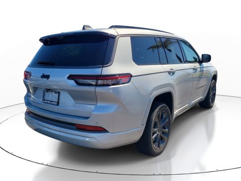 New 2026 Jeep Grand Cherokee L Limited AWD/4WD image 6